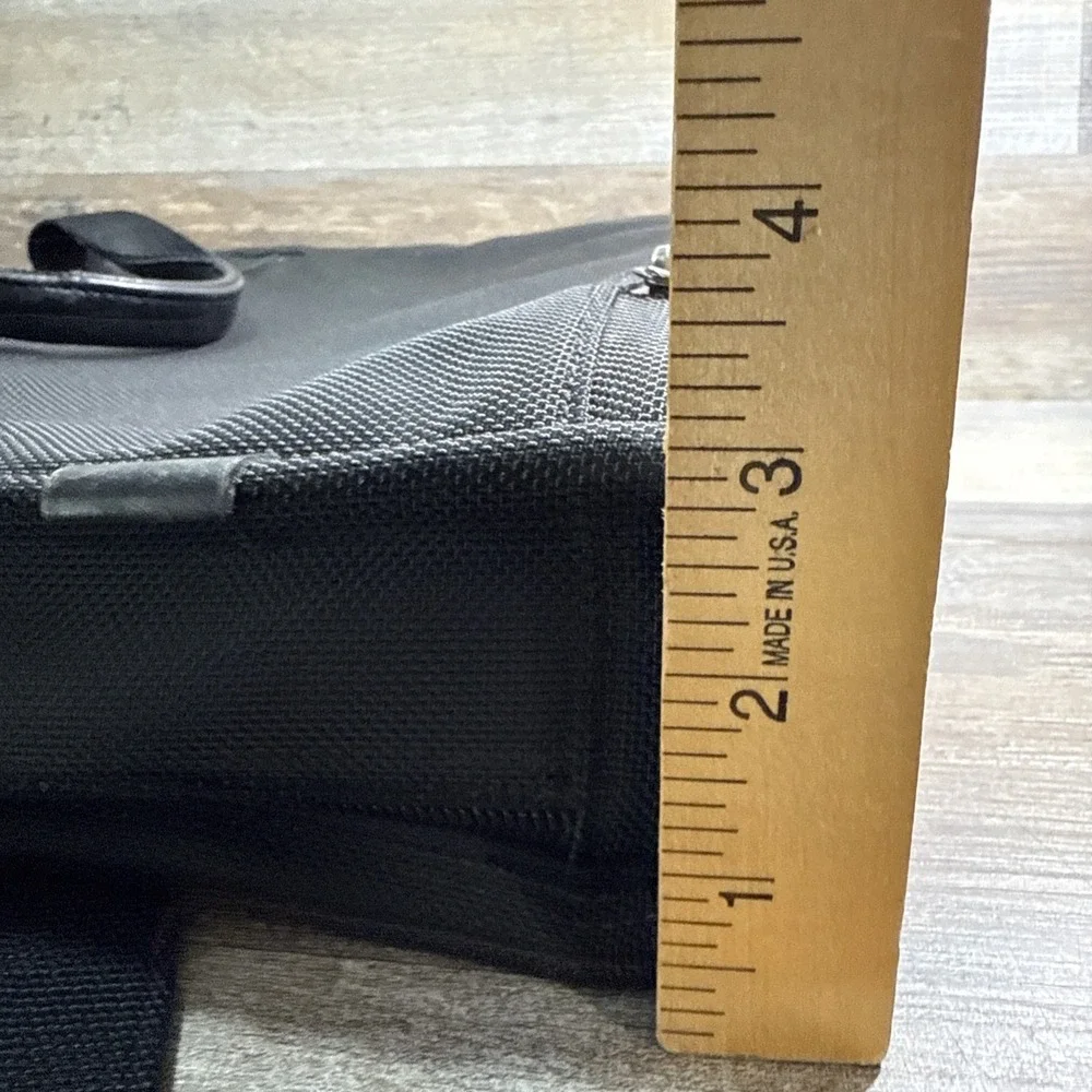 TUMI Laptop Briefcase 17